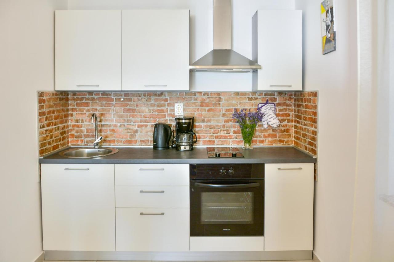 Apartmani Krijesnica セニ エクステリア 写真