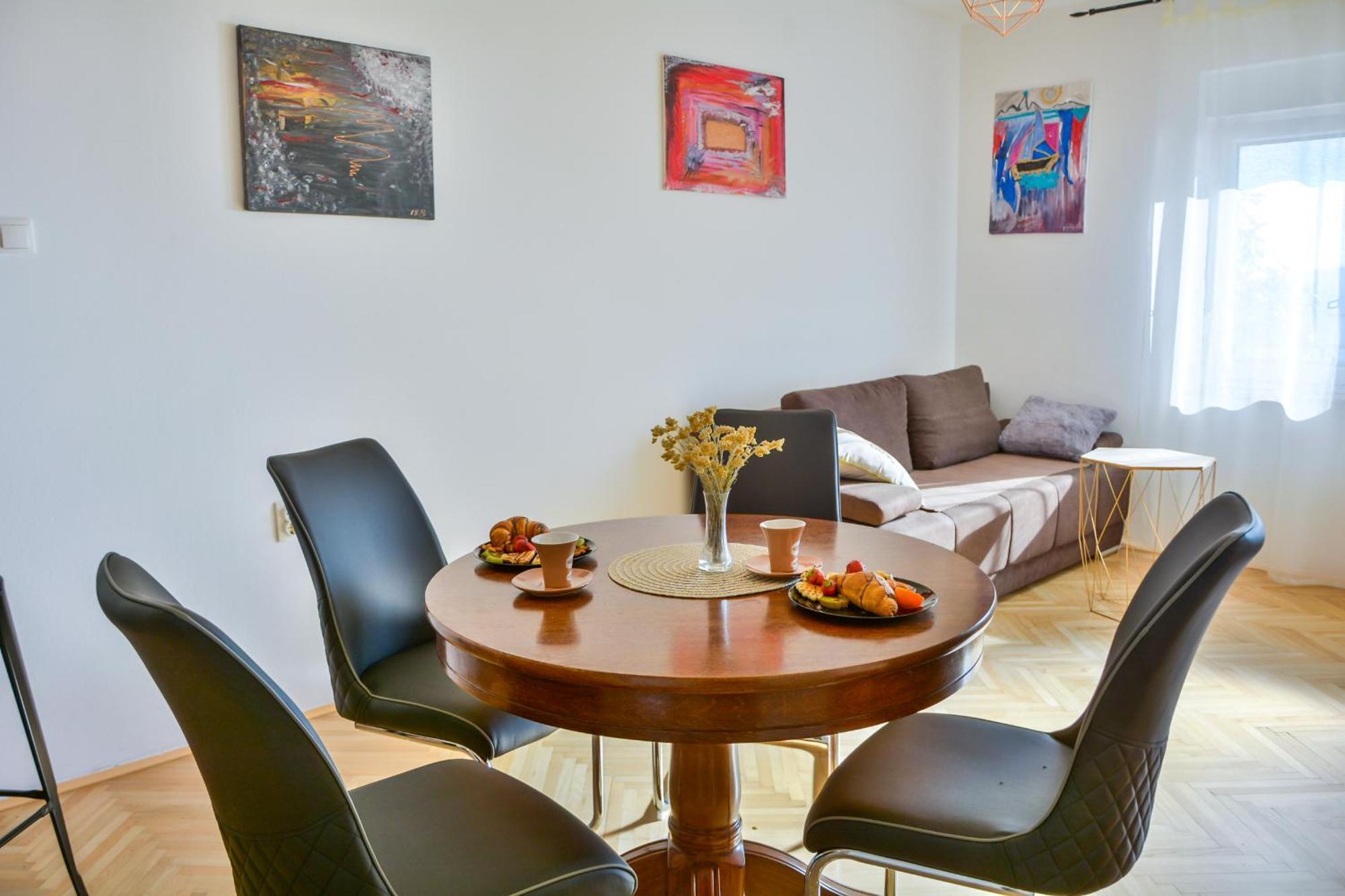 Apartmani Krijesnica セニ エクステリア 写真