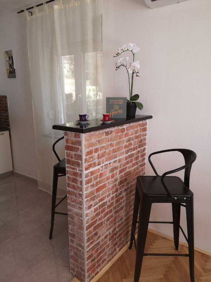 Apartmani Krijesnica セニ エクステリア 写真
